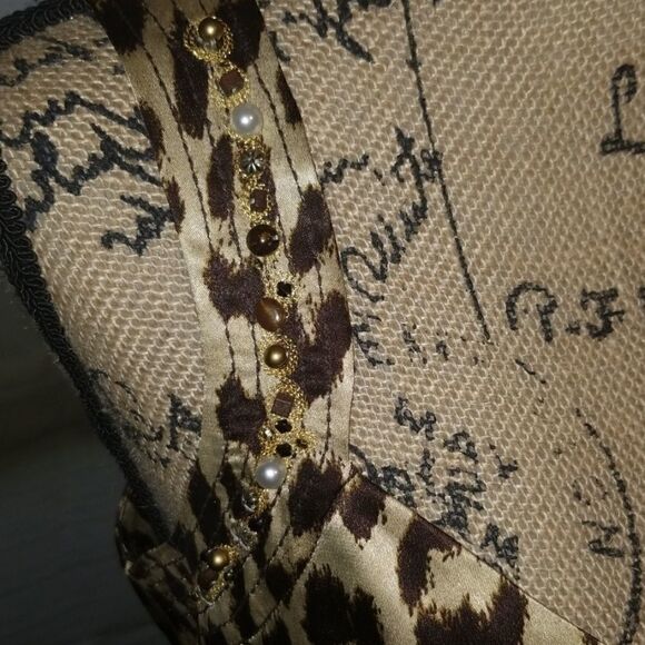 Cristina V Leopard print top - Picture 4 of 9